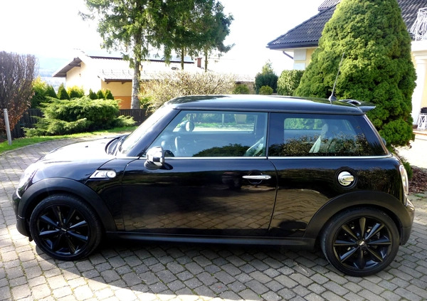 MINI Cooper cena 34900 przebieg: 143000, rok produkcji 2011 z Stęszew małe 742